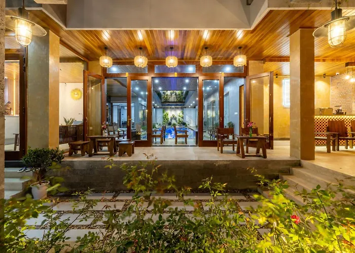 Moon Sun Boutique Villa Hotel Huế